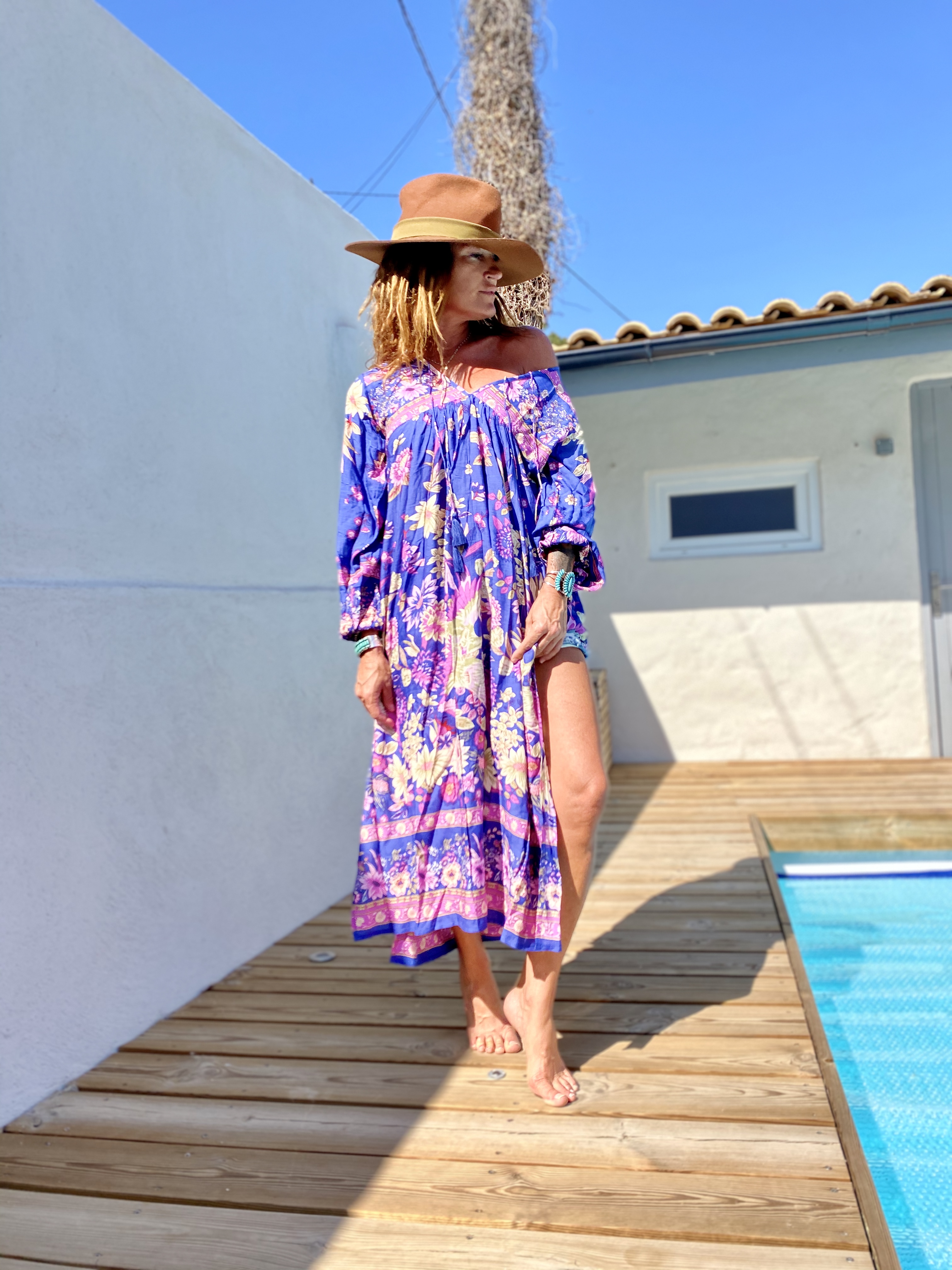 ROBE POMPONS FLAMINGO BLUE