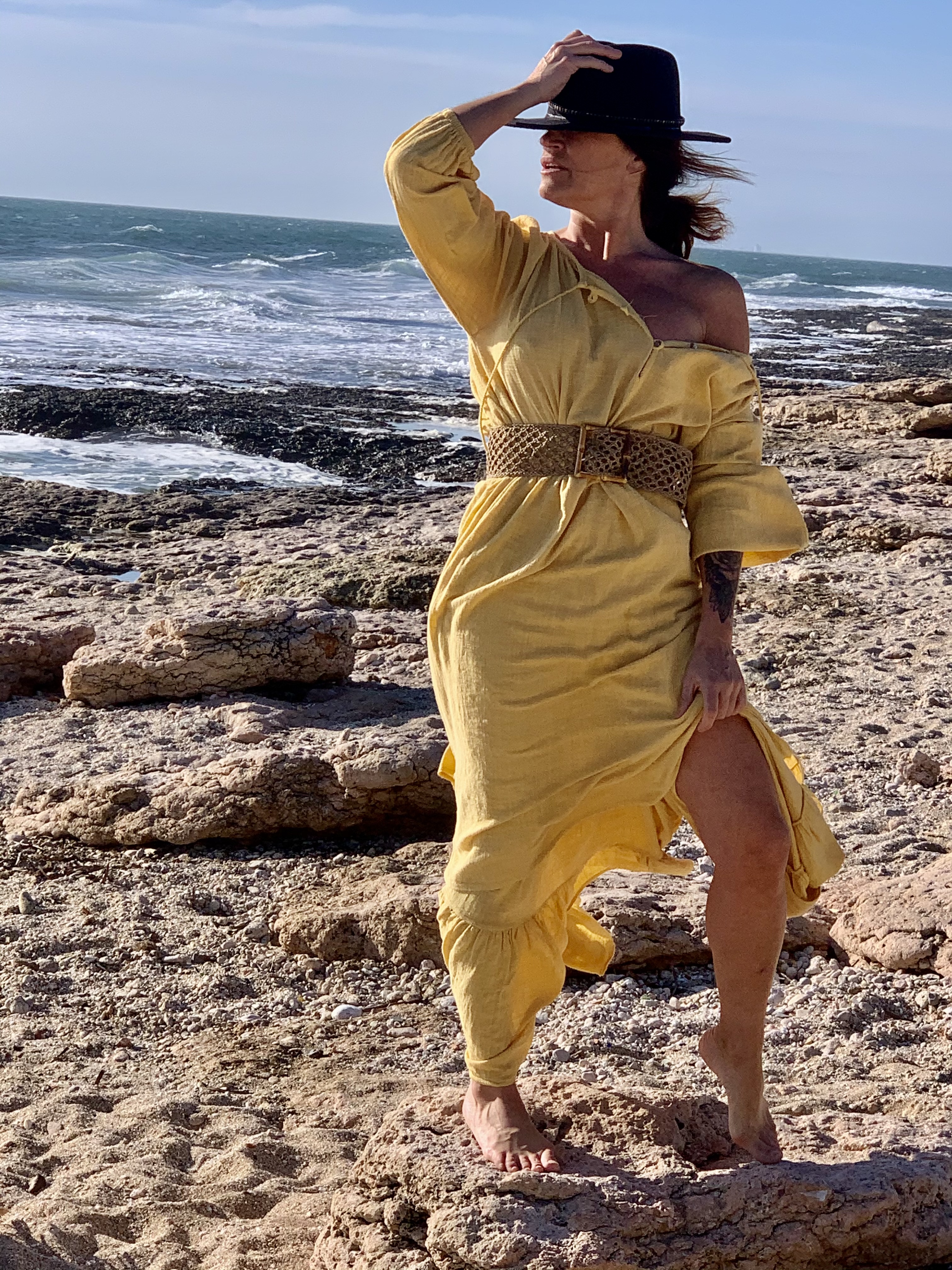 ROBE POMPONS OVERSIZE WILD PURE